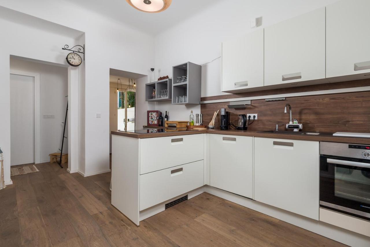 Apartman Rhea Opatija Zewnętrze zdjęcie